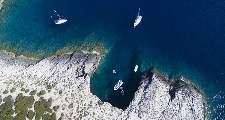 Krystalklart vand i Kroatien