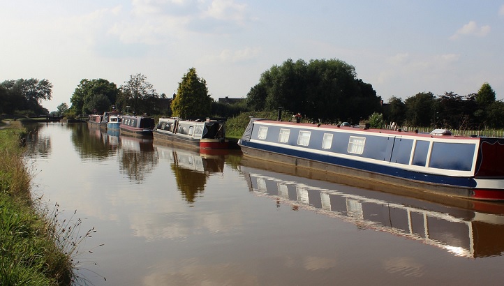 narrowboat